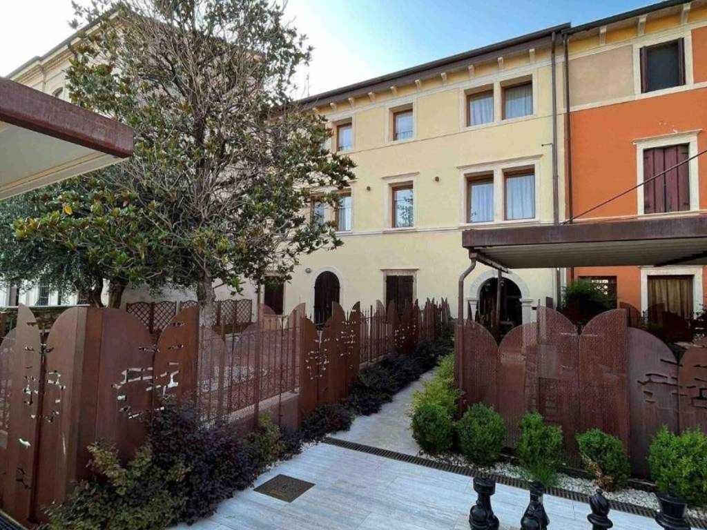 Destiny Home Soave Buitenkant foto